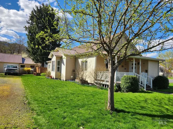 602 Idaho St, Kamiah, ID 83536