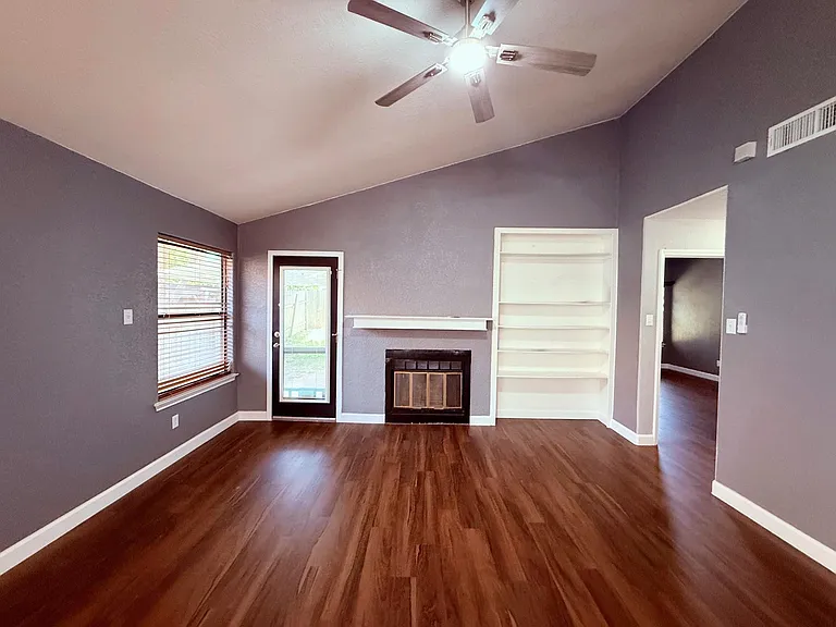 12314 Thompkins Dr — Photo 16