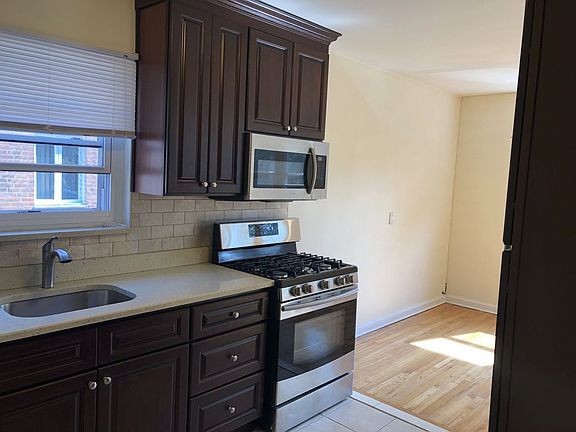2nd image of 2114 72nd St