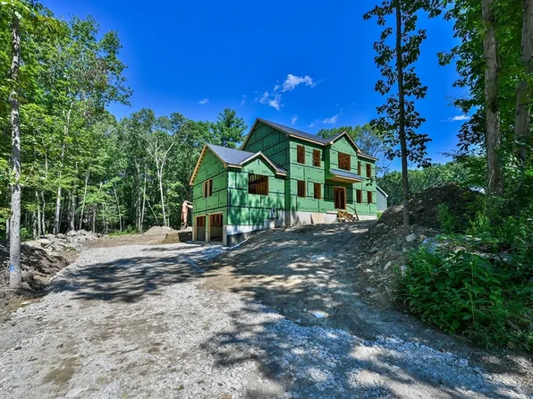 35 Sawmill Rd, Dudley, MA 01571