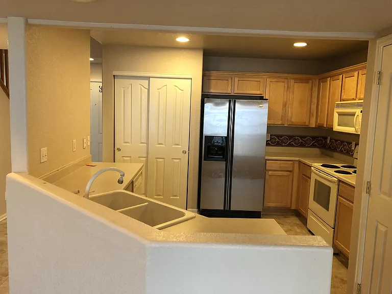 18818 E 58th Ave #1 — Photo 10