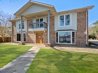 7508 Bluff Point Rd, Gautier, MS 39553