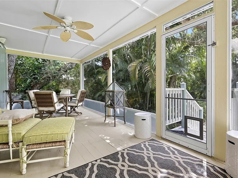 902 Tides Rd — Photo 21