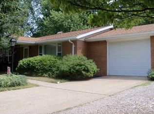 706 Winthrop Dr, Crawfordsville, IN