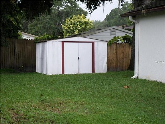 3rd image of 2636 Ellen Ave