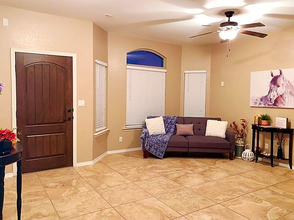 3rd image of 3825 Loma Cortez Dr