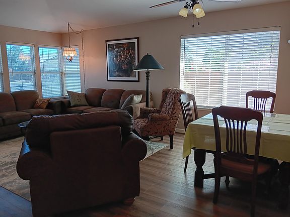 3rd image of 3336 Sleepy Hollow Ln