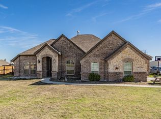 161 Spring Meadow Dr, Springtown, TX 76082