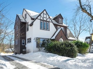 142 N Passaic Ave, Chatham, NJ 07928