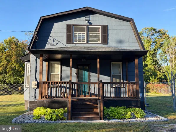 714 E Butler Ave, Vineland, NJ 08361