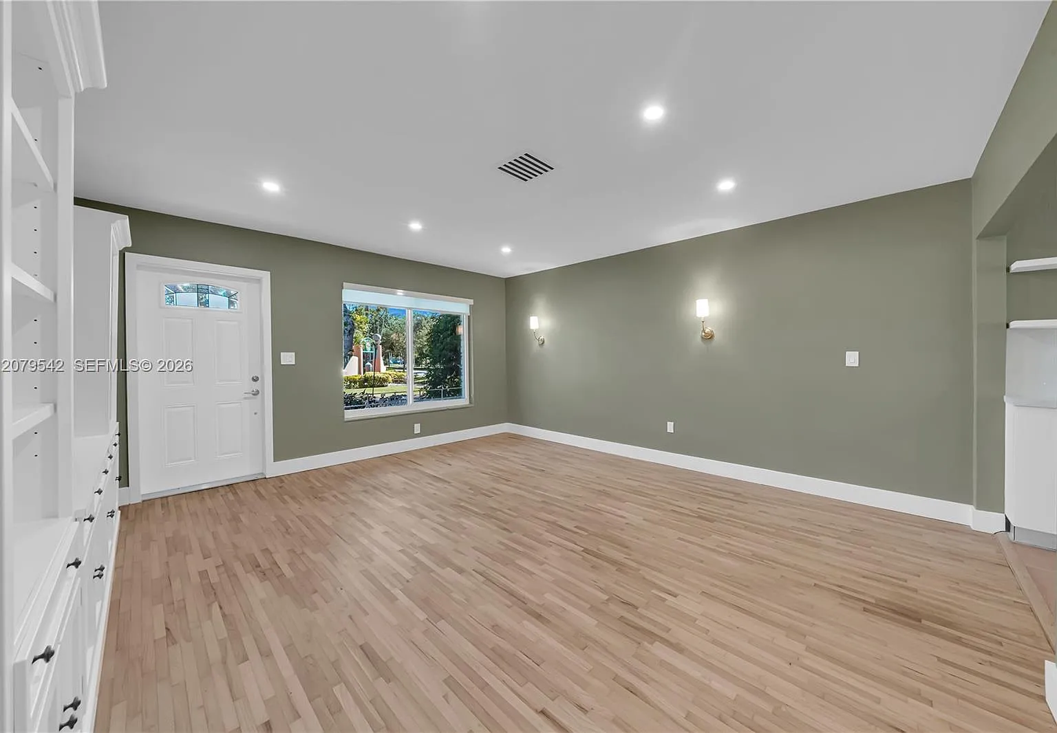 2 bed, 2088 sqft, $5,250 — Photo 3