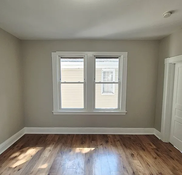 3209 3rd Ave #B — Photo 9