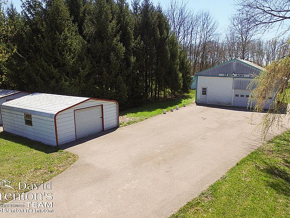 3rd image of 3845 W Us Highway 40