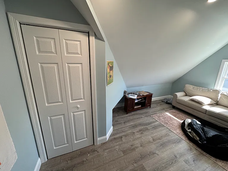 211 Holland St #3 — Photo 13
