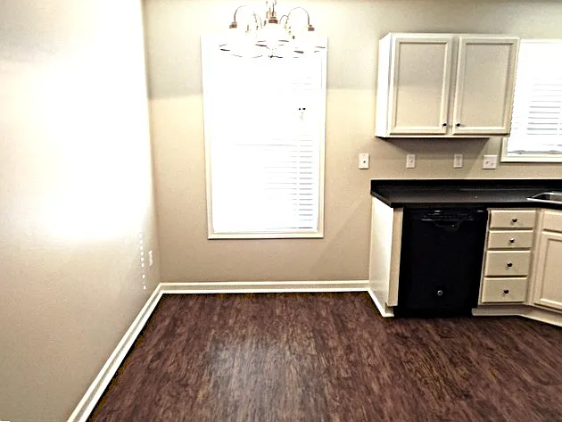 104 Covey Ct — Photo 5
