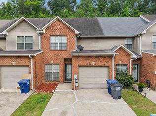 456 Highland Cove Dr, Hoover, AL 35226