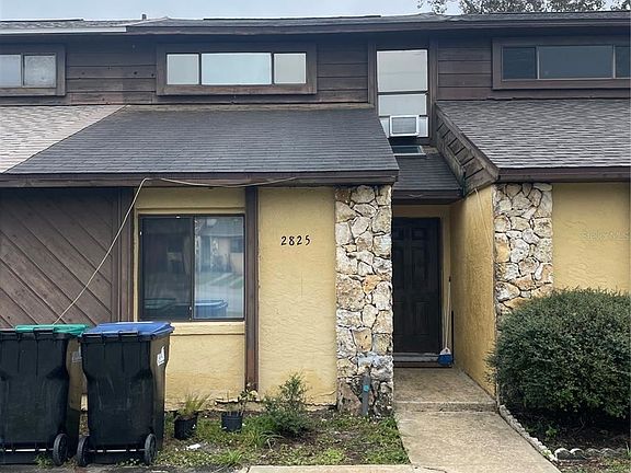 2nd image of 2825 Hunt Club Ln