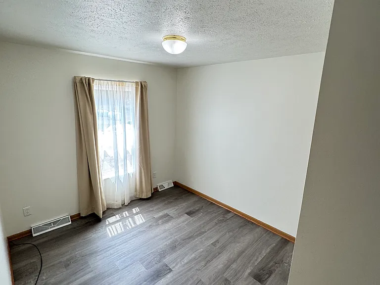 730 Elm St #730 — Photo 28