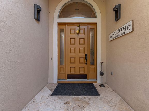 4th image of 261 Tequesta Dr
