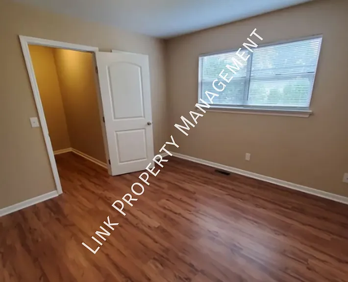 4911 B Marilyn Ln — Photo 14