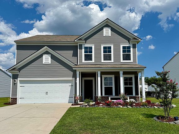 2nd image of 1684 Villena Dr.