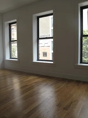 Rented by Bohemia Realty Group | media 36