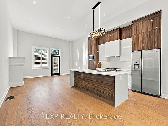 4th image of 54 Benson Ave