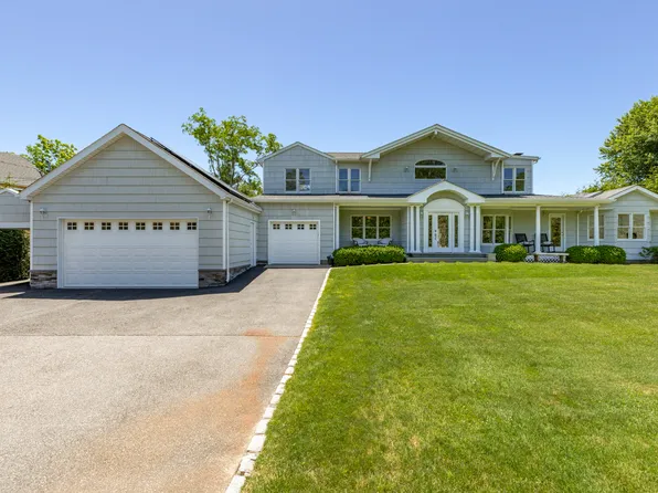 https://photos.zillowstatic.com/fp/2985e89a4e724cff6e79cd265a1dba1d-p_e.webp