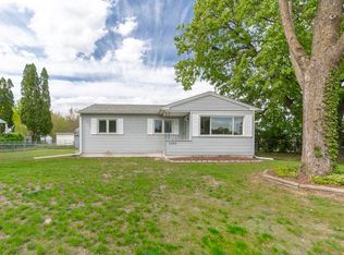 1424 Sager Ave, Waterloo, IA 50701