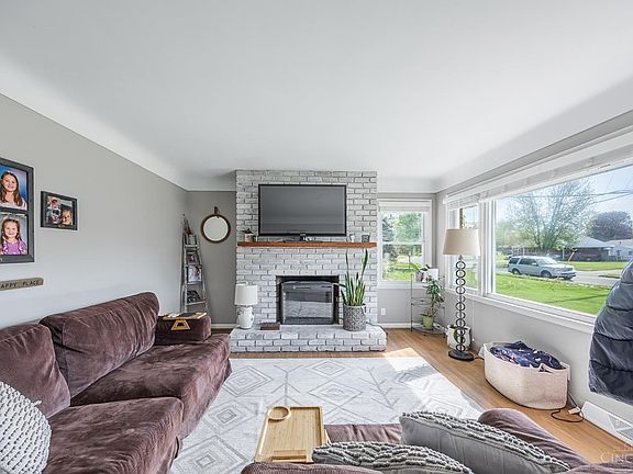 5th image of 1012 Wesleyan Dr