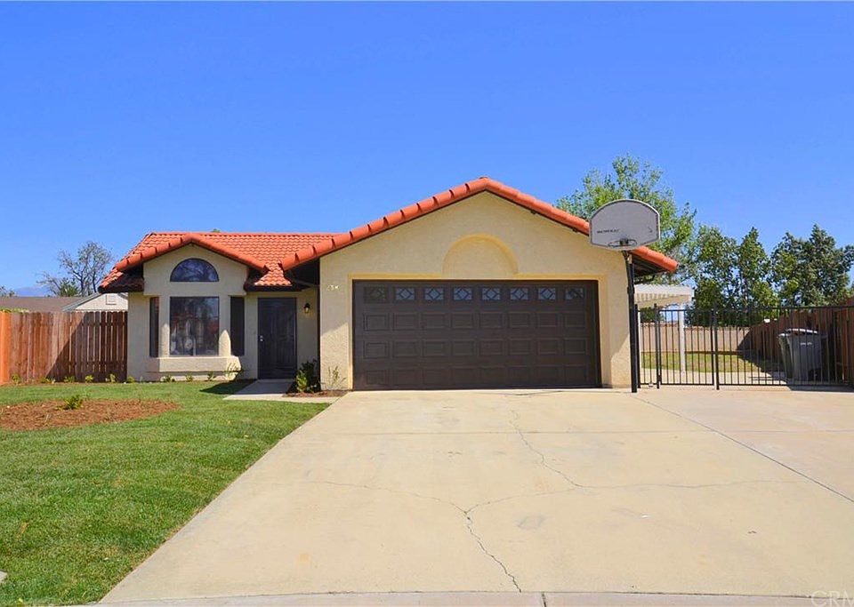 1st image of 2345 Foxmoor Ct