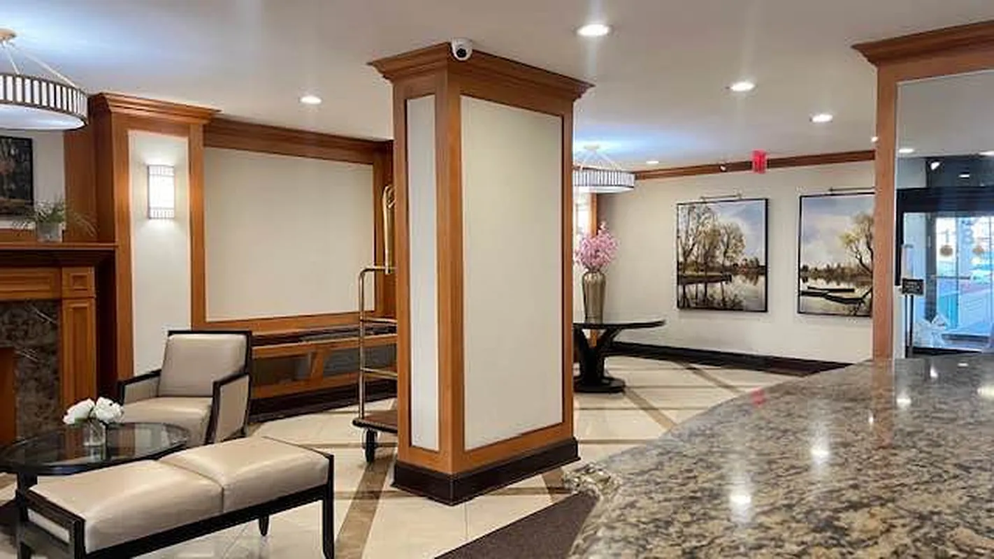 11818 Union Tpke Unit 4E