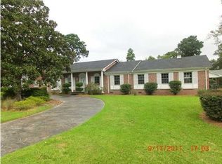 1129 Kensington Dr, Charleston, SC 29407