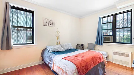 Rented by Bizzarro Agency