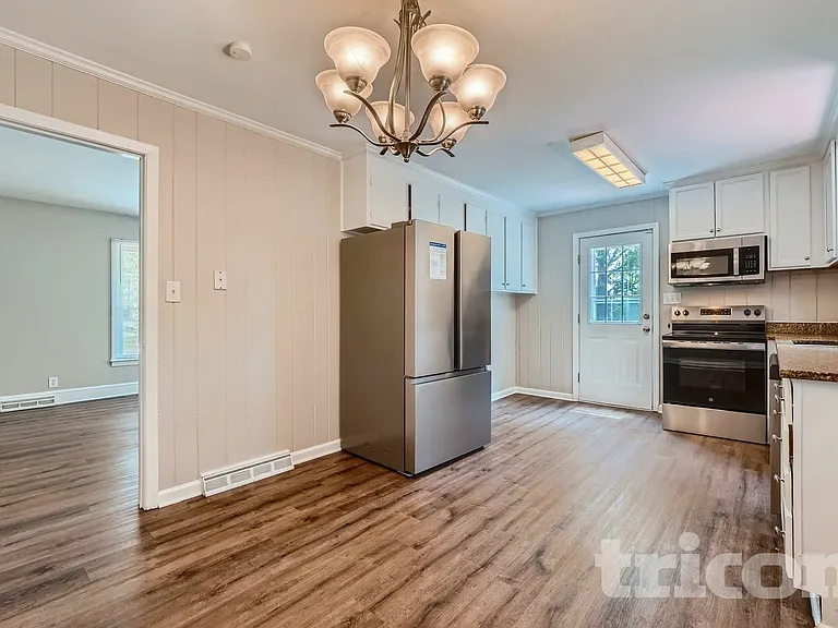 1406 Virginia Ave — Photo 17