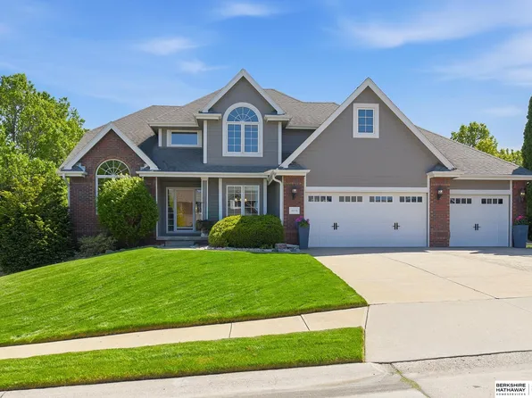 16719 Audrey St, Omaha, NE 68136