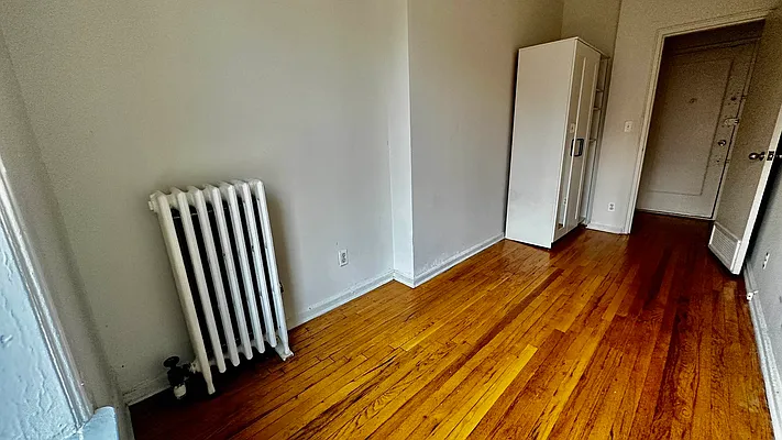 Rented by HOLTON REAL ESTATE INC. | media 20