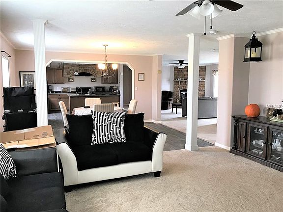 2nd image of 4590 Lighthouse Ave