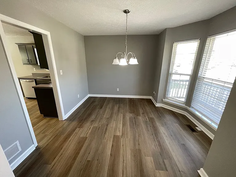197 Woodfield Cir — Photo 7