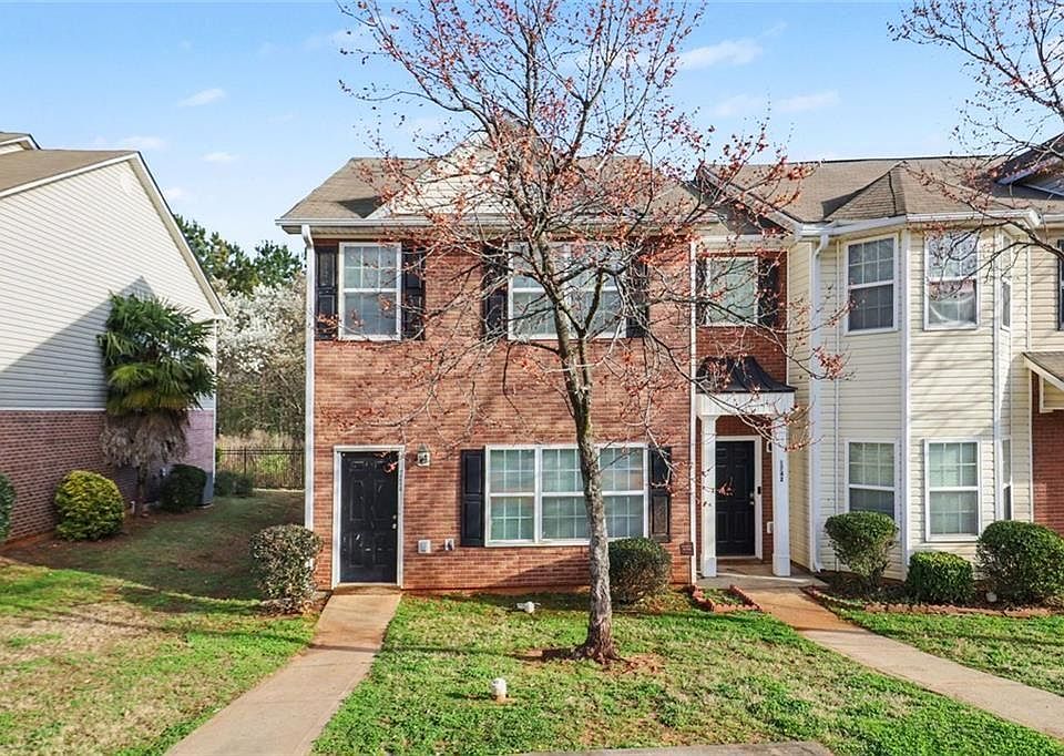 1st image of 1740 Fielding Way