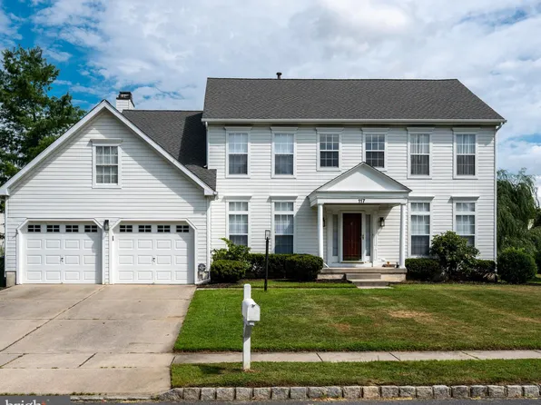 117 Lucerne Blvd, Cherry Hill, NJ 08003