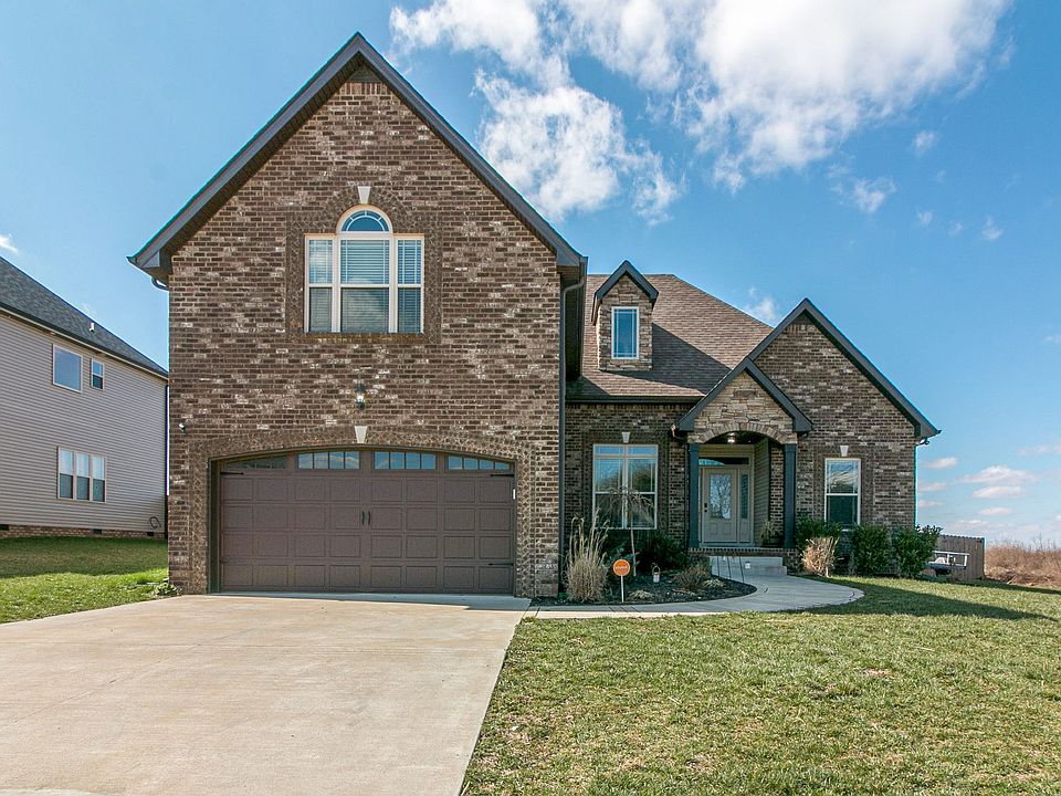 1st image of 748 Lillian Grace Dr