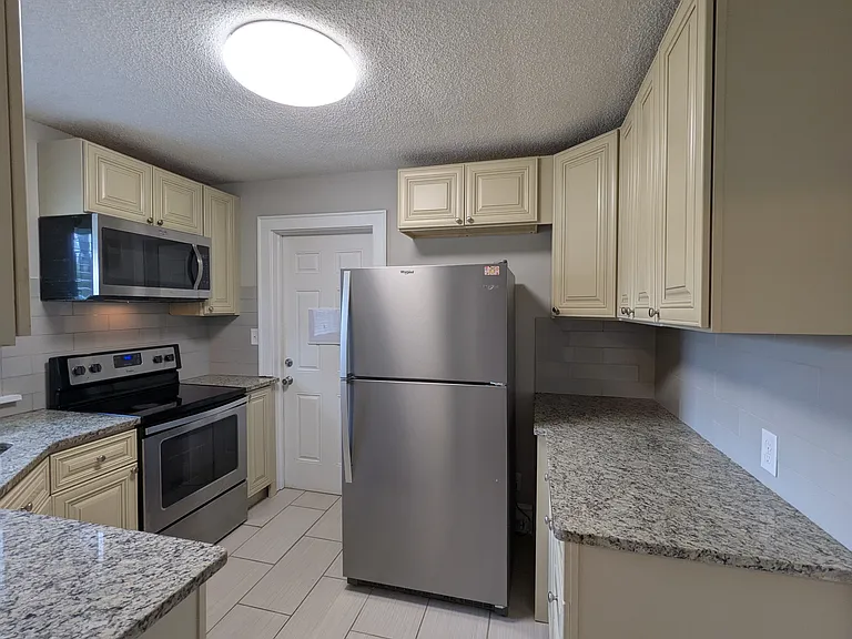 406 Mahaley Ave #1 — Photo 6