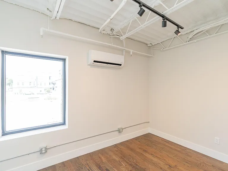 614 E Main St #205 — Photo 11