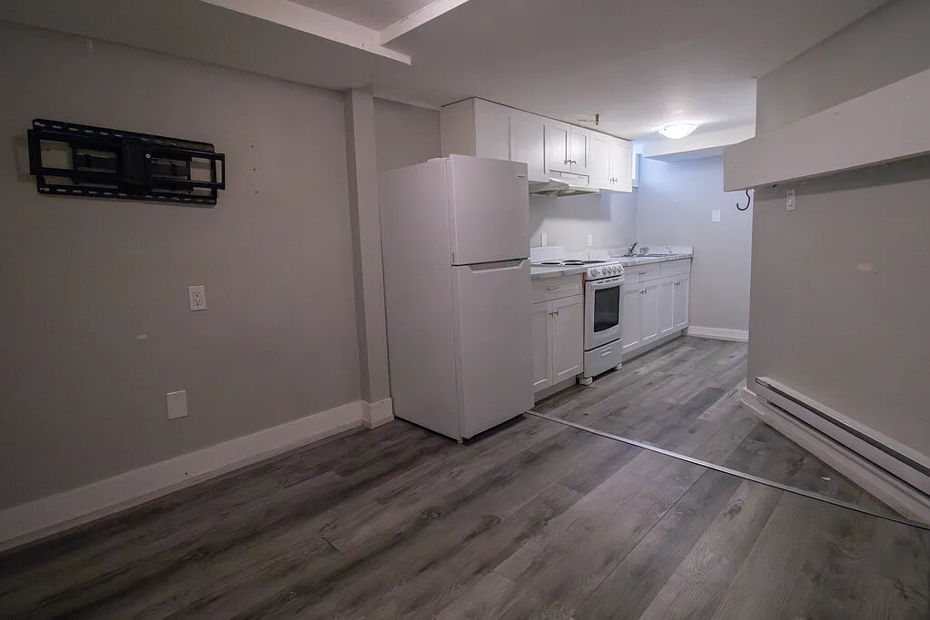 44 Rodman Street - 8 — Photo 2