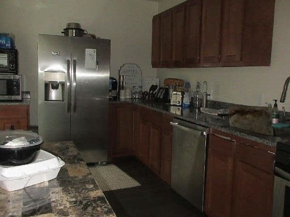 3rd image of 5211-13 Franklin Ave