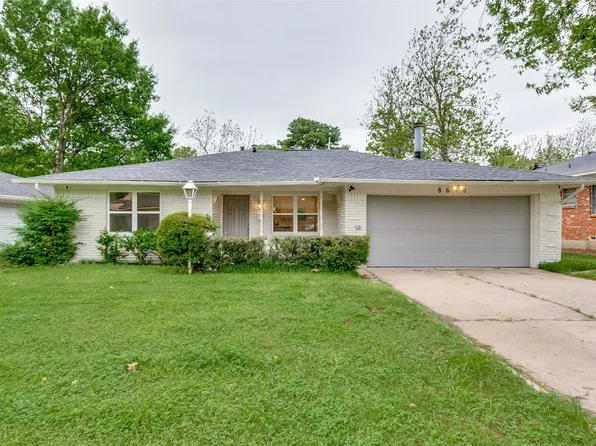 8640 Wolfwood Ln, Dallas, TX 75217