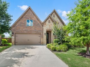 1877 Halifax St, Roanoke, TX 76262