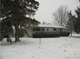 2569 N Lapeer Rd, Lapeer, MI 48446