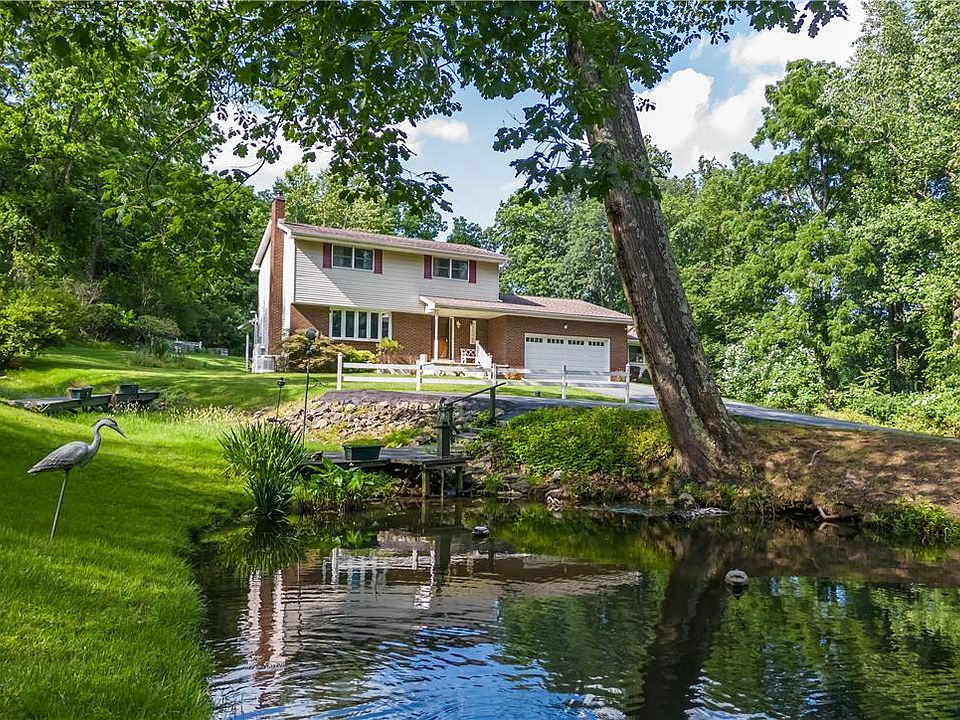 1st image of 6111 Woodlawn Dr
